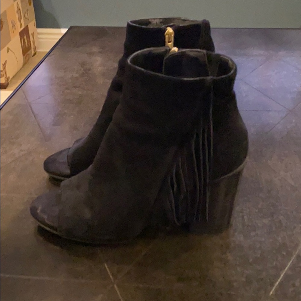 Open Toe Fringe Bootie
